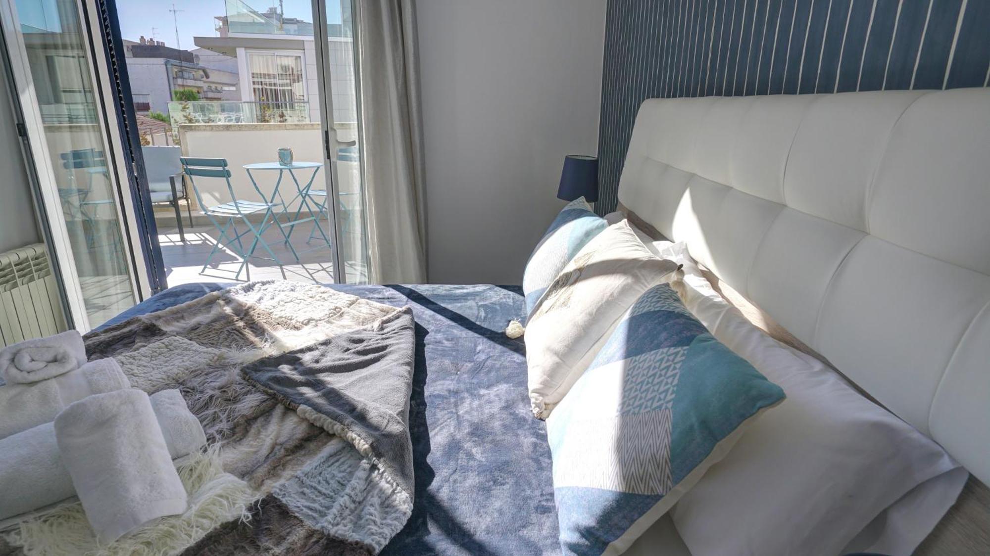 Beachstyle Penthouse By Hello Homes Sitges Eksteriør billede