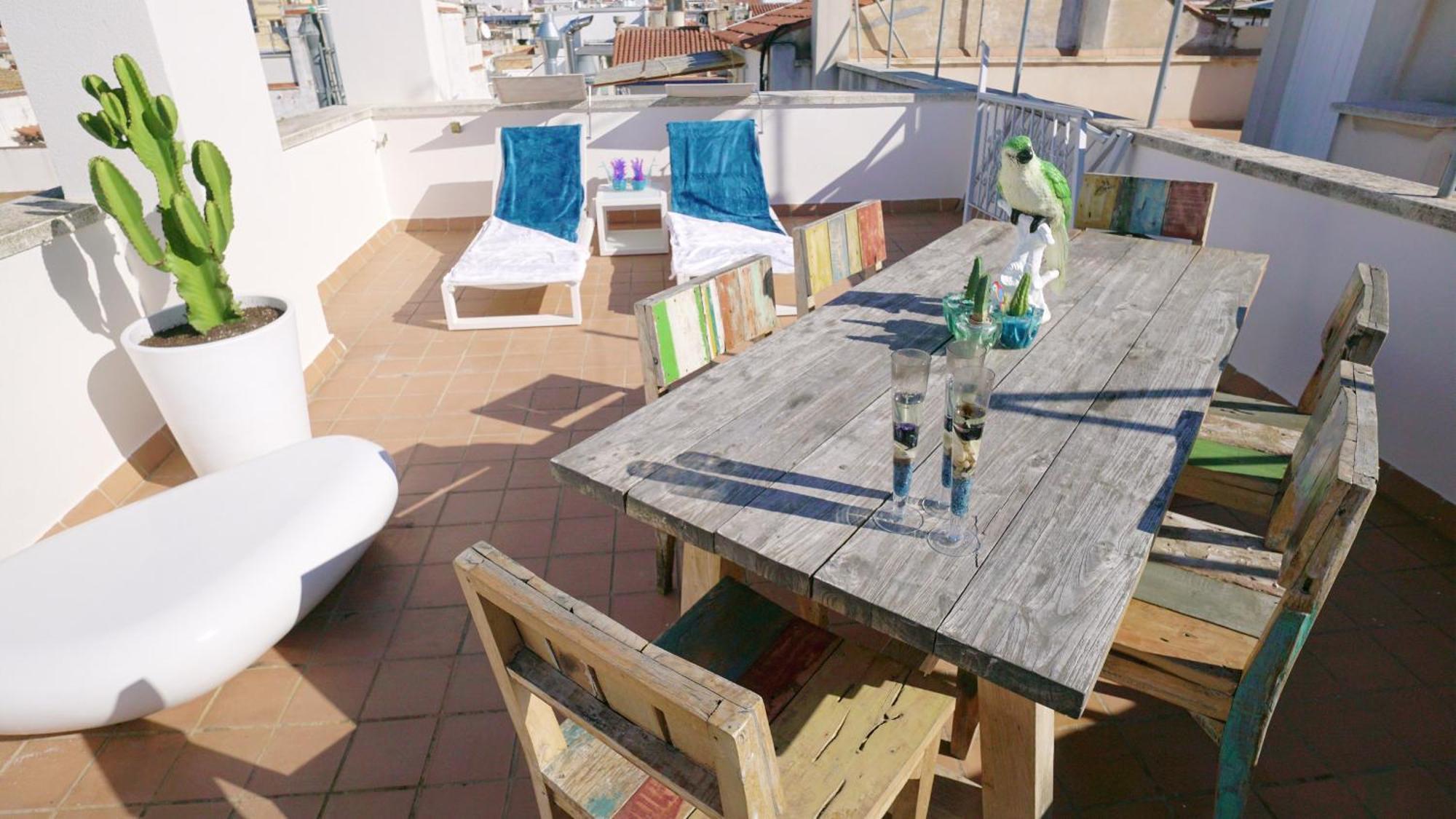 Beachstyle Penthouse By Hello Homes Sitges Eksteriør billede